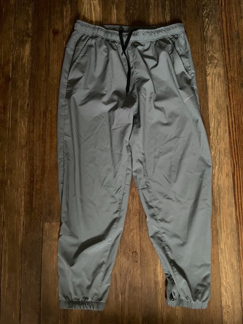 Men's Dri-FIT Tapered Versatile Pants. Large. Steel Gray. Featherweight Light
